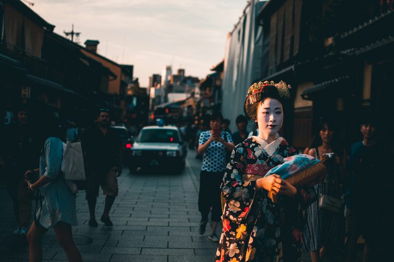 Kyoto’s Historic Districts: Gion, Arashiyama Bamboo Grove & Nijo Castle