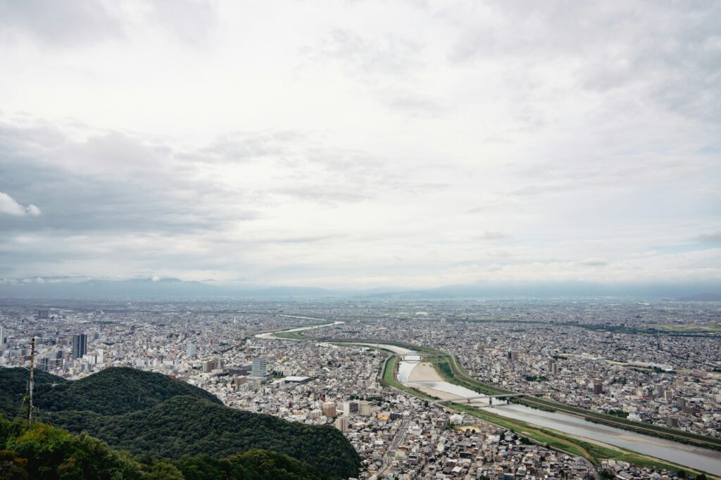 Panoramic view of Gifu city and the river from Mount Kinka