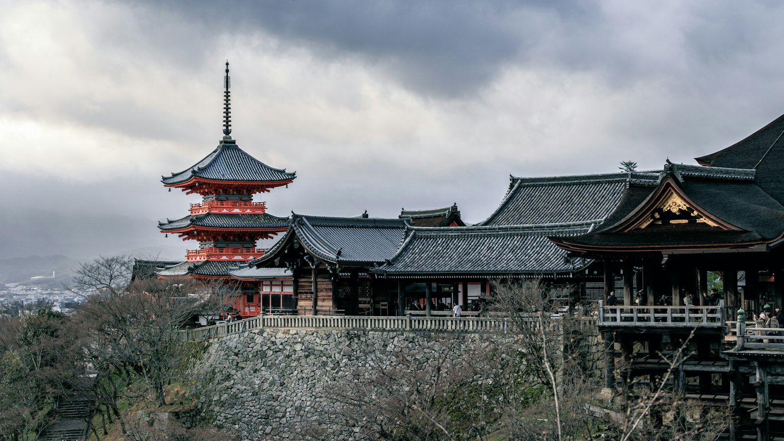 Kiyomizu-dera Temple in the Higashiyama district of Kyoto